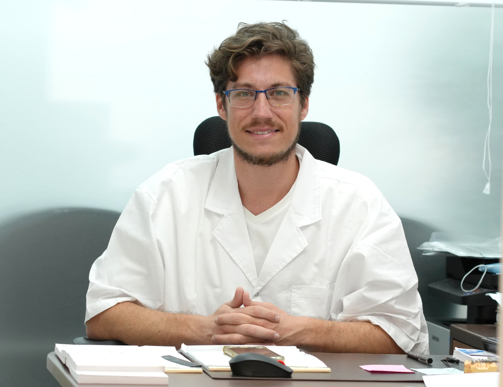דין טננבאום מנהל ייצור, מעבדת שיניים